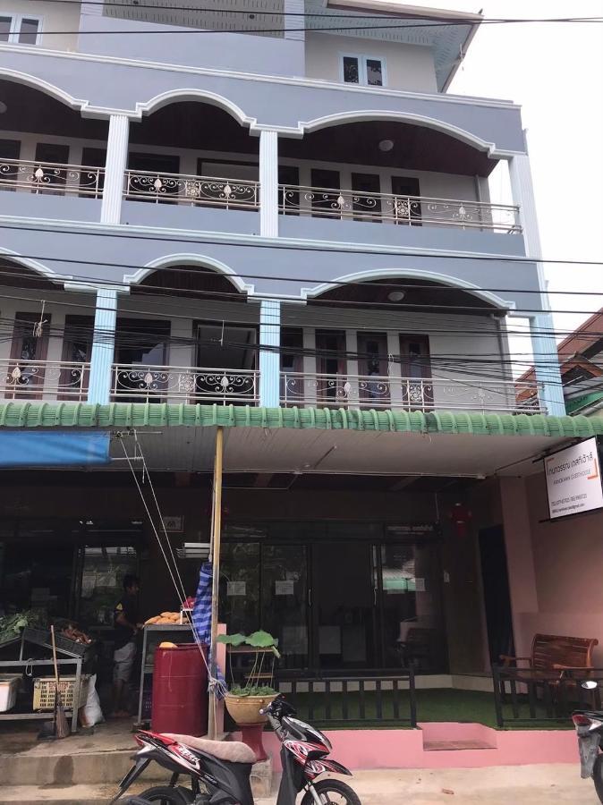 Kanokwan Guesthouse Ko Tao Exterior photo